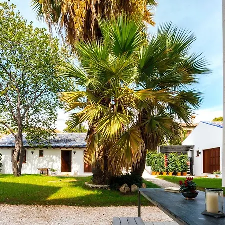 El Jardin De Azahar